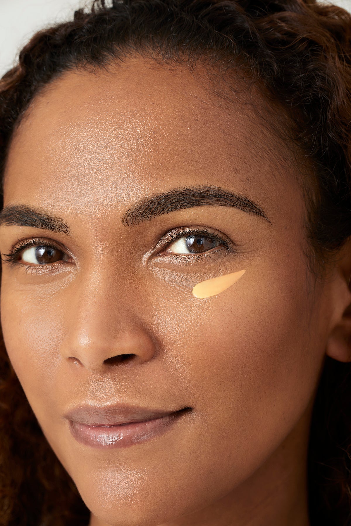 How to Choose the Right Eye Cream for Your Skin Type