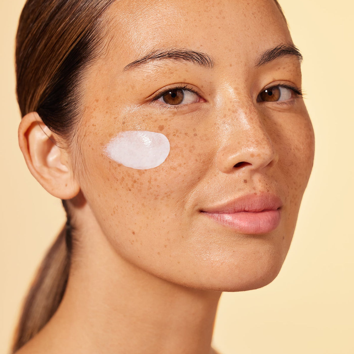 Understanding Oily Skin: Causes, Treatment, and Product Recommendations